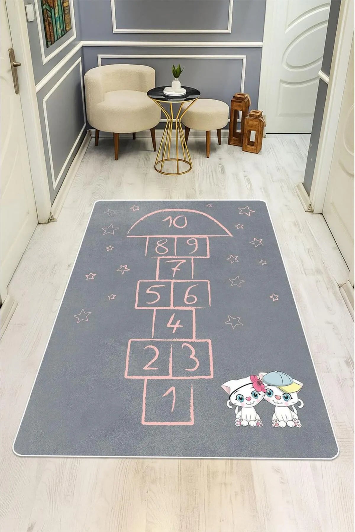 Gri Seksek Desenli Kedi Figürlü Çocuk Odası Kaymaz Taban Oyun Halısı H01234A