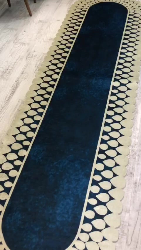 Kaymaz Taban Yıkanabilir Halı – Model 007 Mavi Oval