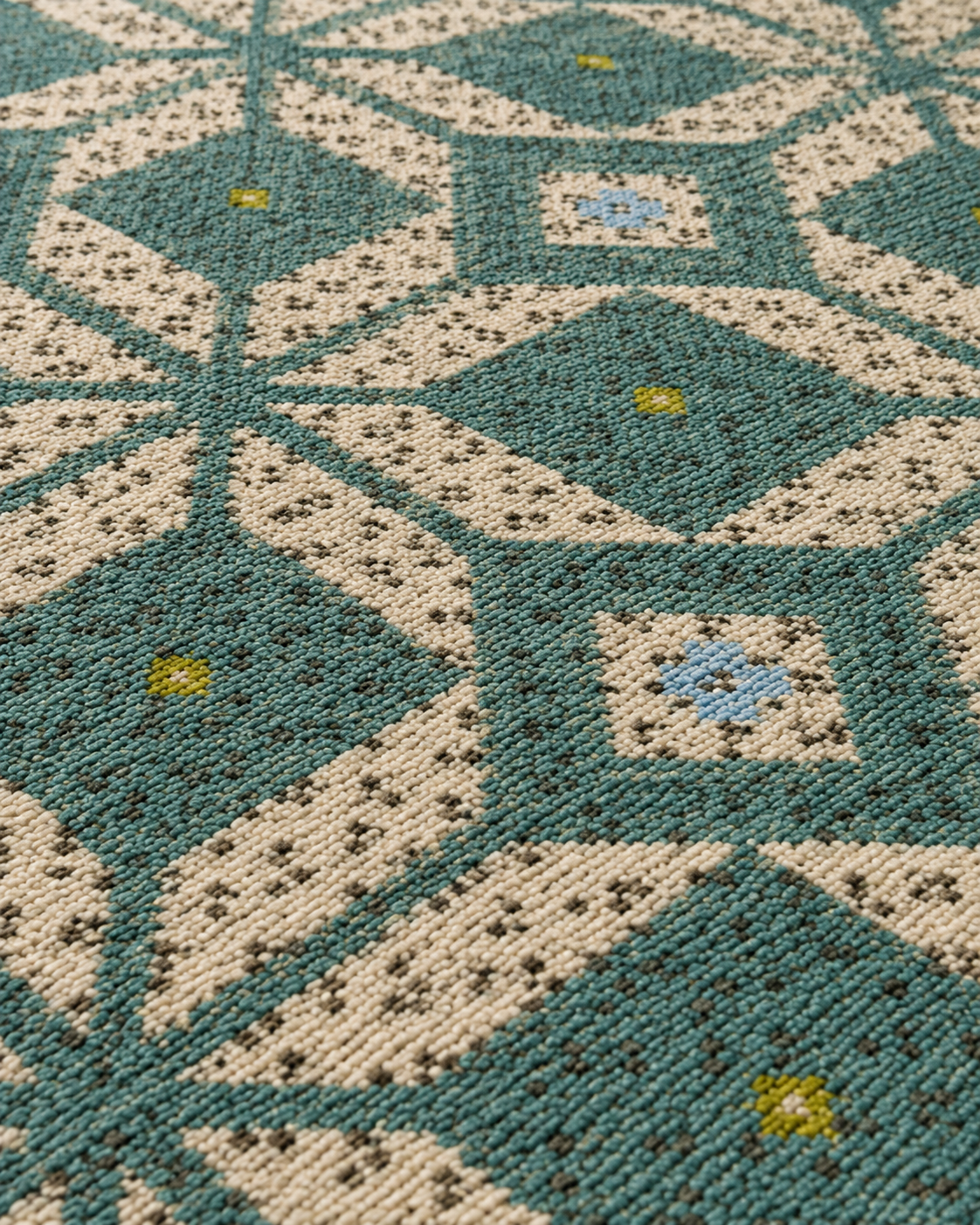 Turkuaz Geometrik Desenli Modern Sisal Dokuma Salon Halısı