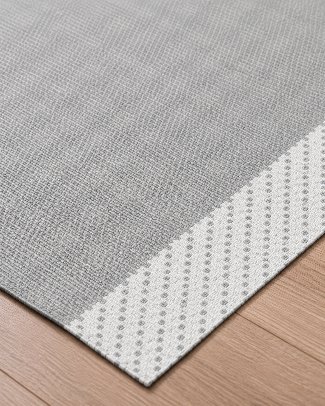 Modern Gri Zeminli Beyaz Çerçeve Desenli Sisal Halı