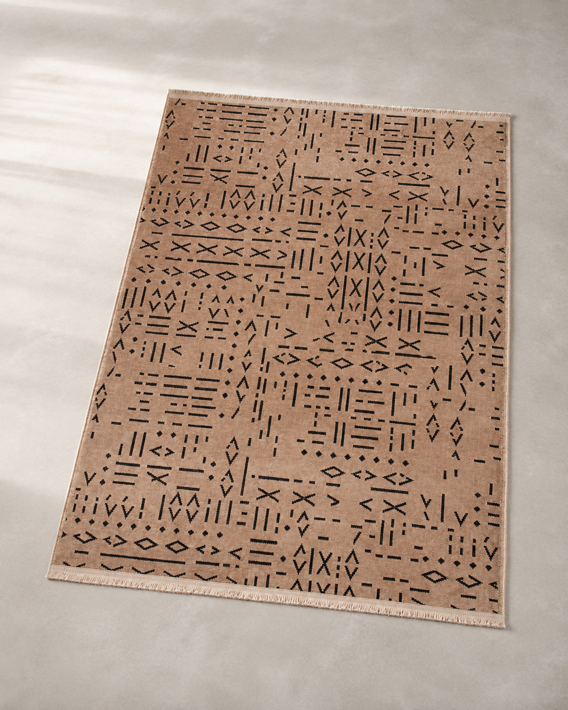 Taba Siyah Etnik Desenli Bohem Şönil Kilim Halı