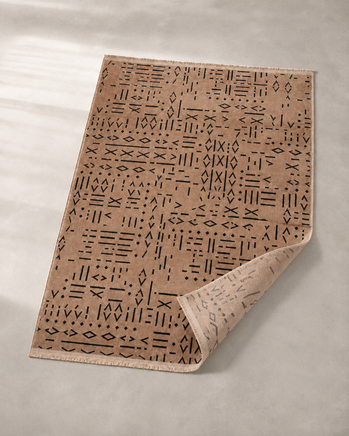 Taba Siyah Etnik Desenli Bohem Şönil Kilim Halı