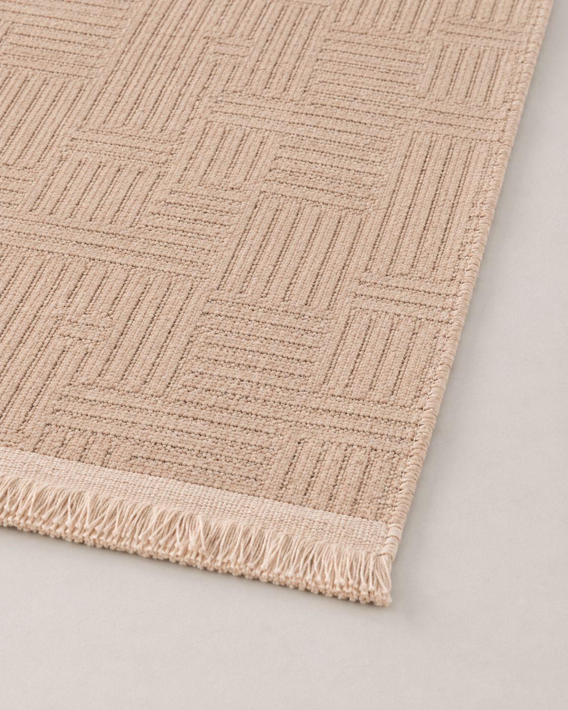 Pudra Bej Dokulu Geometrik Çizgi Desenli Şönil Kilim Halı