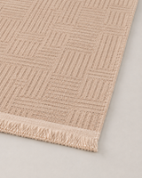 Pudra Bej Dokulu Geometrik Çizgi Desenli Şönil Kilim Halı