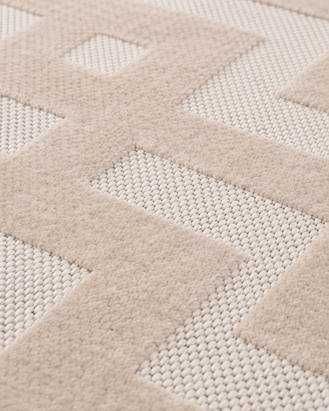 Krem Bej Geometrik Labirent Desenli Modern Şönil Kilim Halı