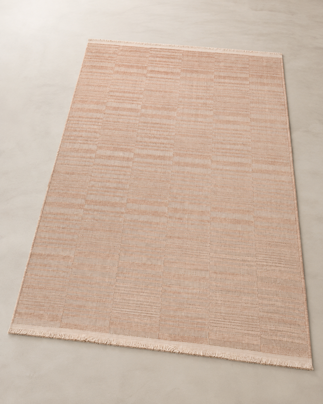 Modern Dokulu Bej Çizgi Desenli Şönil Kilim Halı