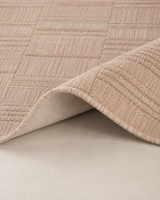 Modern Dokulu Bej Çizgi Desenli Şönil Kilim Halı