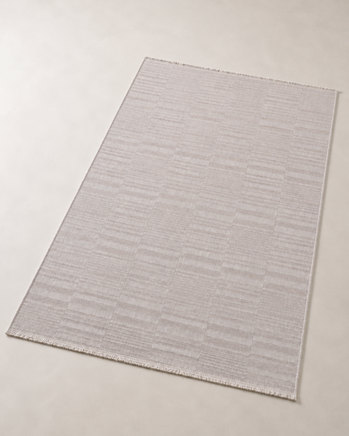 Modern Dokulu Gri Bej Çizgi Desenli Şönil Kilim Halı