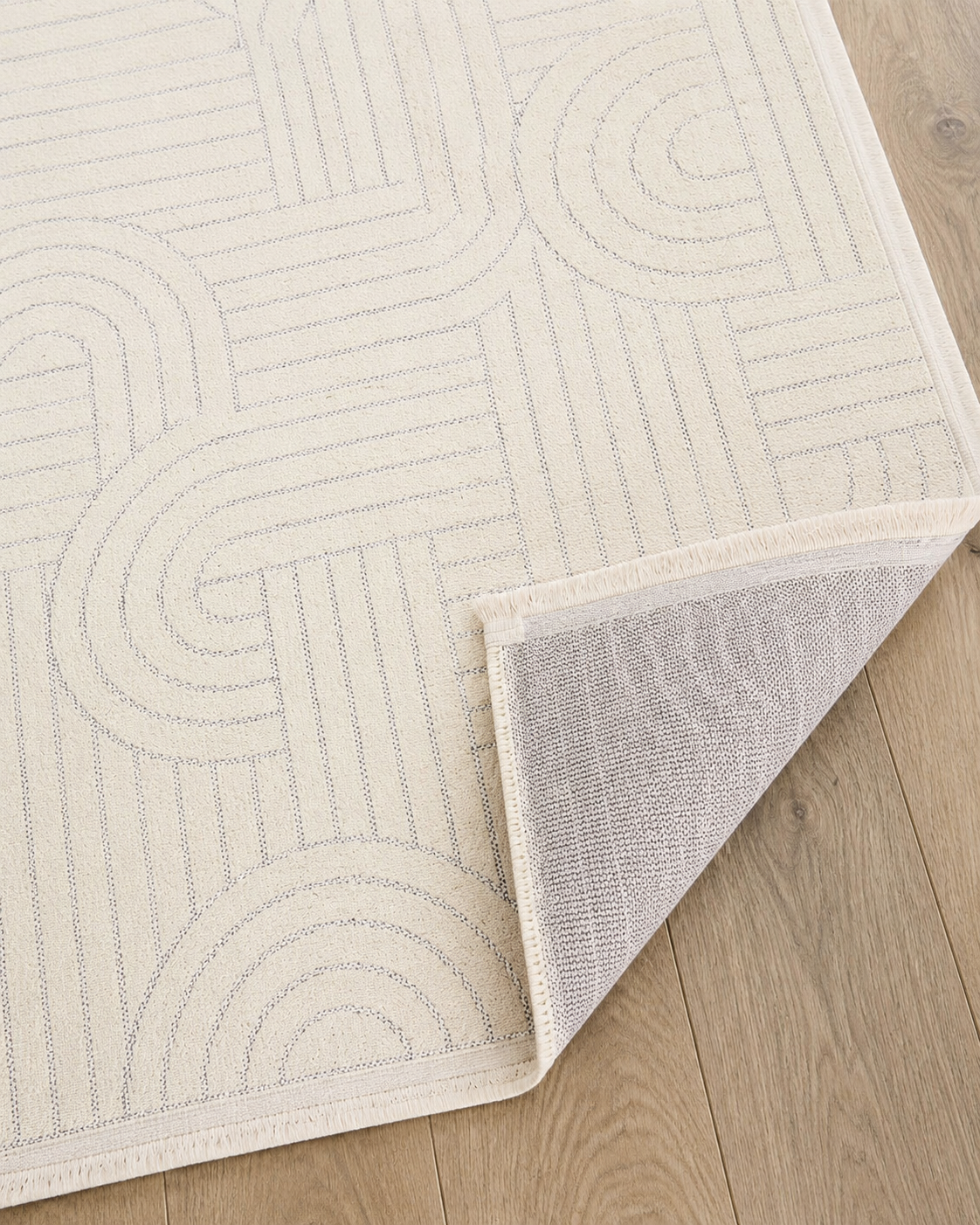 Modern Kavis Çizgi Desenli Krem Şönil Kilim Halı